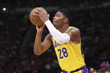 OB电竞-连续12场！八村塁爆发，创造80年NBA独一无二纪录，合同注定暴涨|湖人|投篮|季后赛|常规赛|小里弗斯_新浪体育_新浪新闻