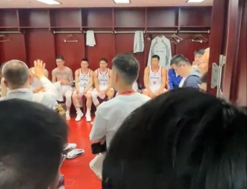 OB电竞-上海太豪了！晋级四强后，俱乐部更衣室承诺：夺冠奖金一分不少！